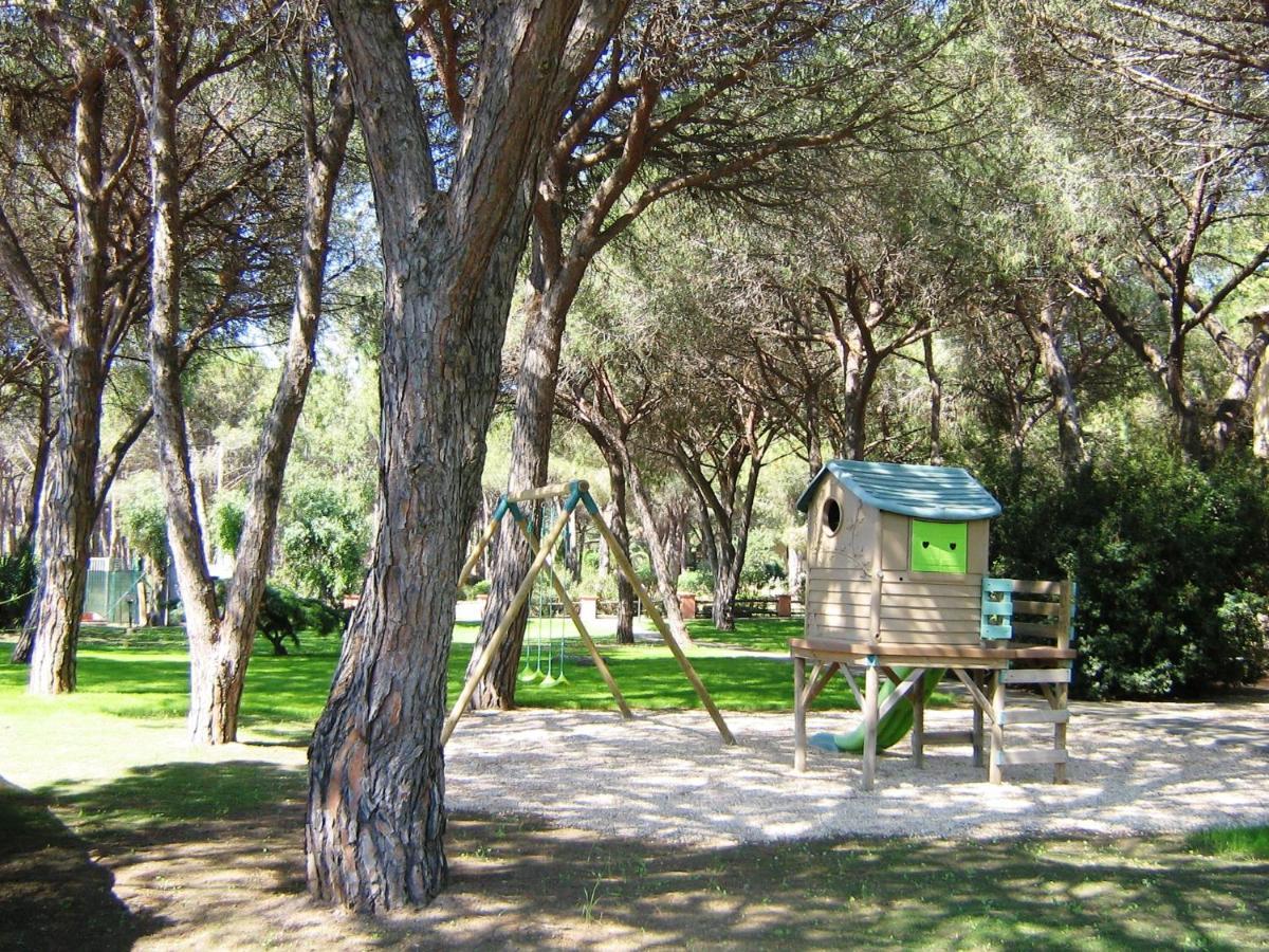 Baia Delle Palme Beach Santa Margherita di Pula Exterior photo